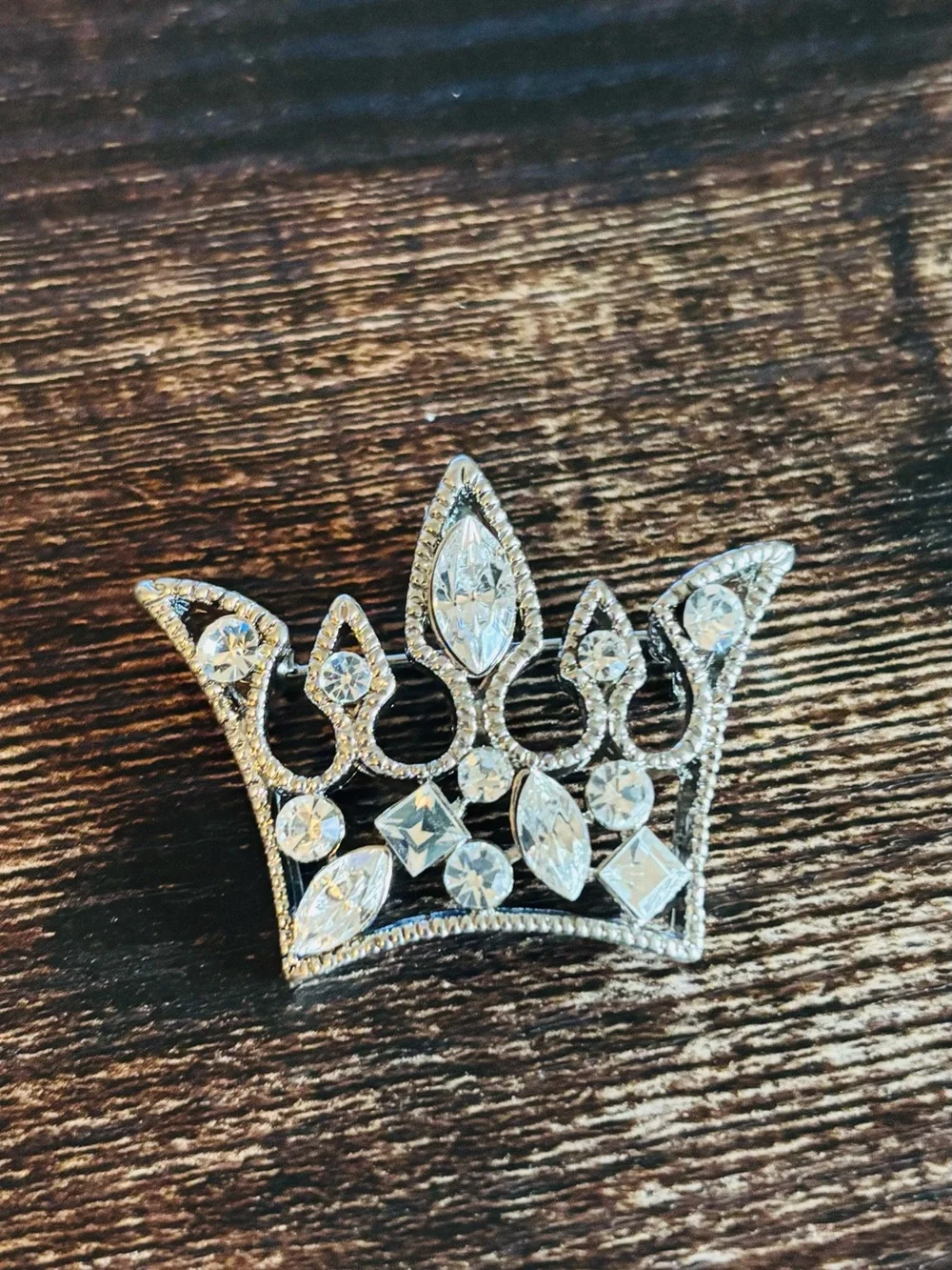 Fashion‎ Jewelry Silver-Tone Rhinestone Crown Brooch